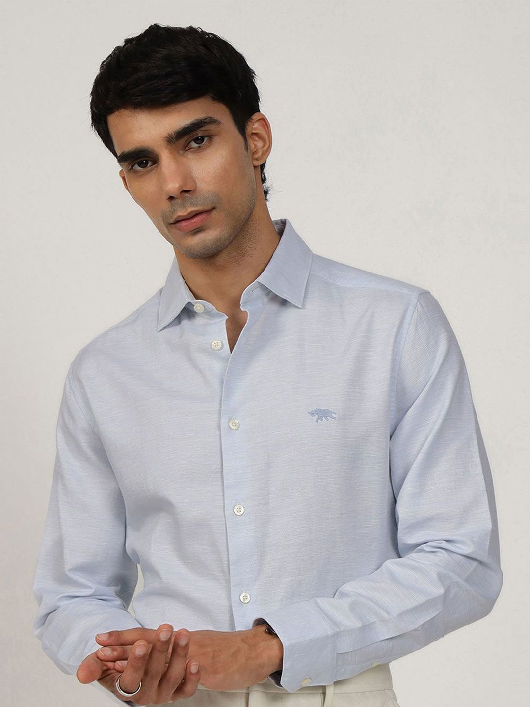 Men's Blue Casual Regular Fit Solid Full Sleeves Shirt
