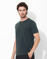 Men's Green Casual Regular Fit Solid Half Sleeves Tshirt