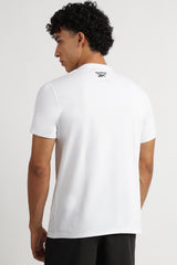 Men's White Casual Cotton Blend Half Sleeves Tshirt