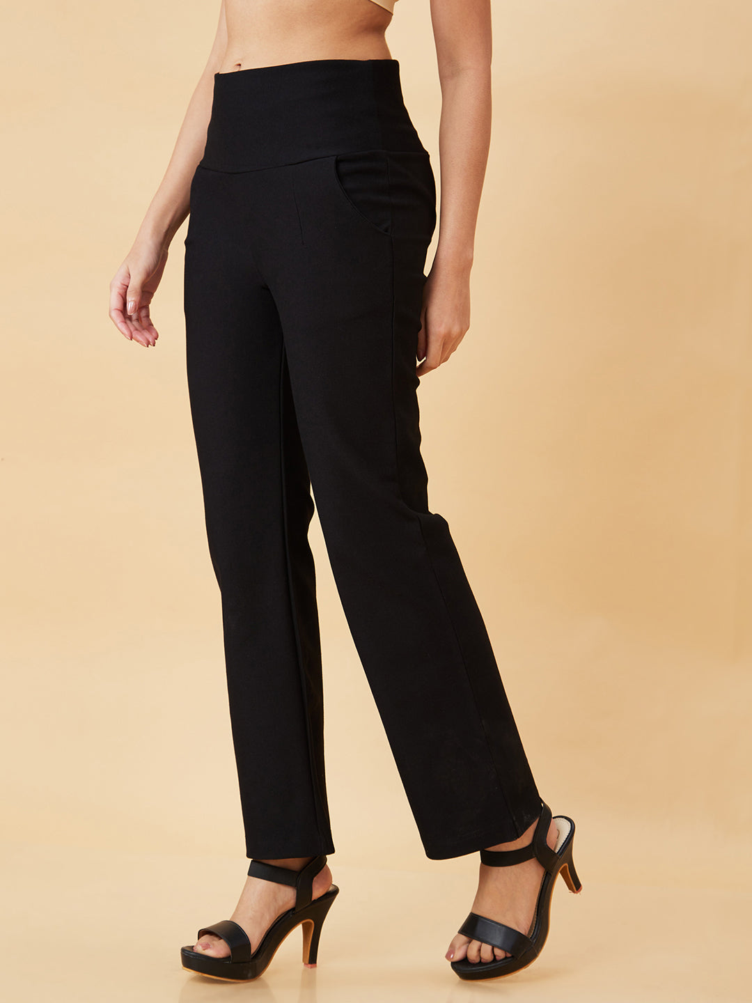 Women's Black Casual Bootcut Fit Solid Jeggings