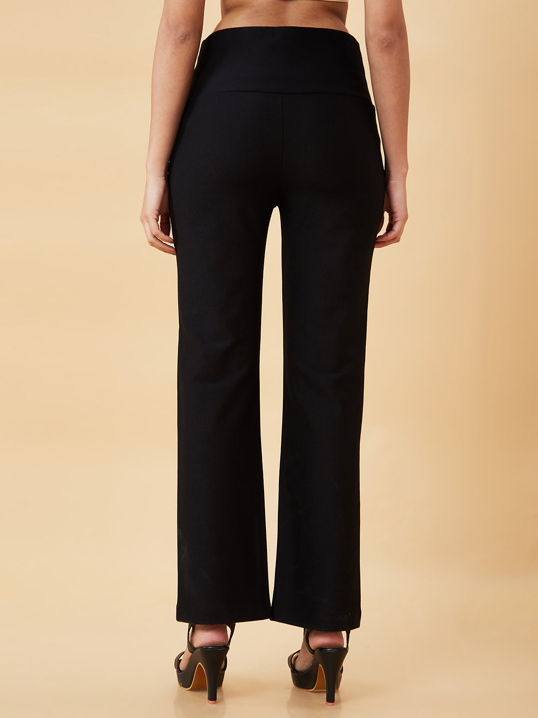 Women's Black Casual Bootcut Fit Solid Jeggings