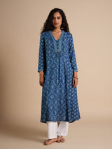 Women's Blue Casual Printed Three Quarter Sleeves Kurta