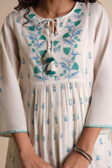 Women's White Casual Printed Three Quarter Sleeves Kurti