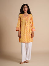 Women's Yellow Casual Printed Full Sleeves Kurta