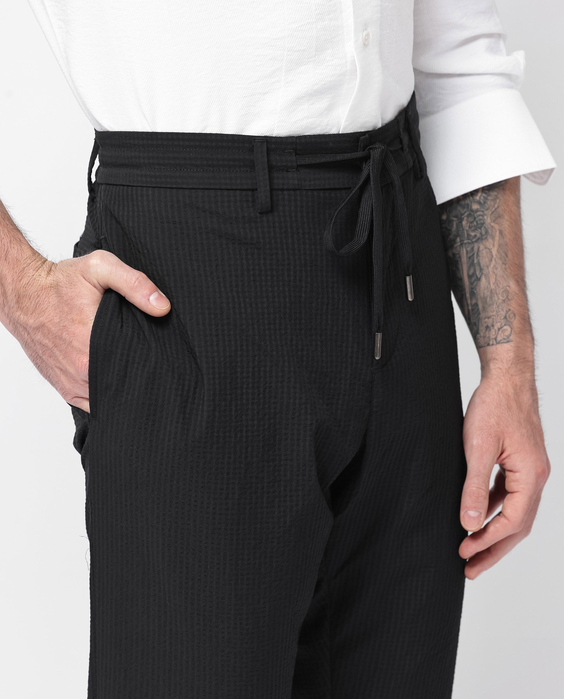Men's Black Casual Regular Fit Solid Trouser