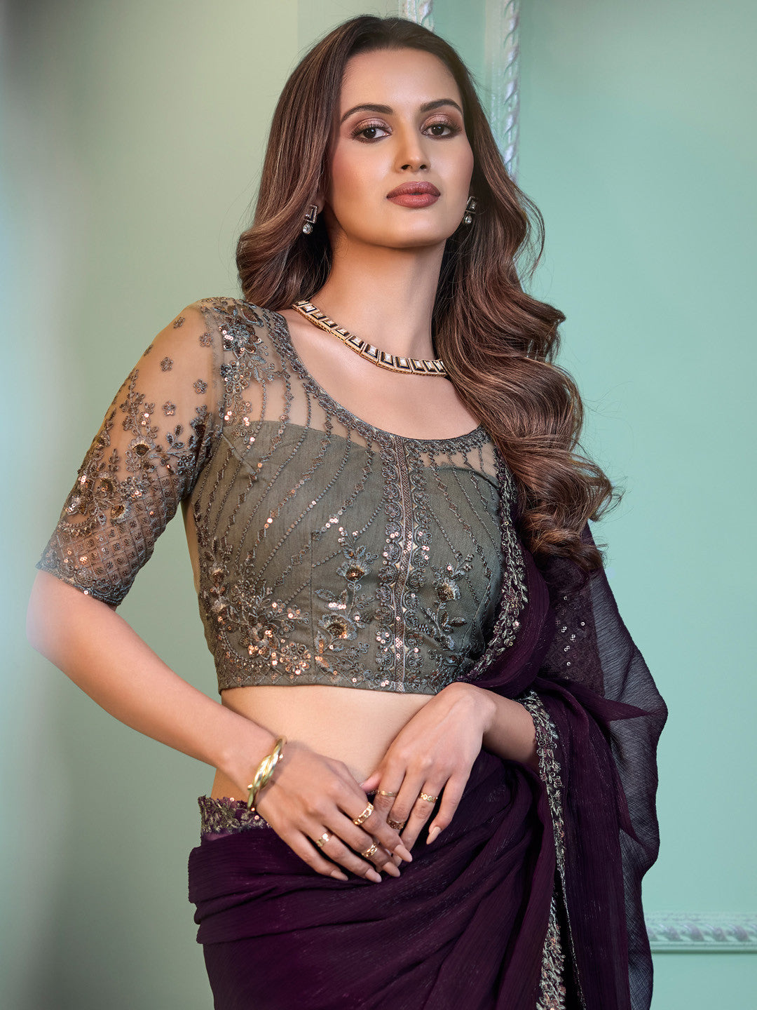 Women's Chiffon Purple Embellished Designer Saree with Blouse Piece