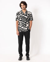 Men's Beige Casual Regular Fit Printed Half Sleeves Shirt