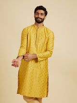 Men's Yellow Ethnic Relaxed Fit Solid Full Sleeves Kurta Set