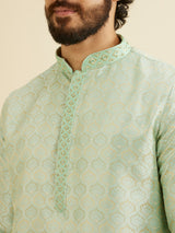 Men's Soft Green Jaal Patterned Kurta Set with Floral Buta Motifs