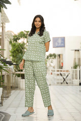 Women's Green Daily Printed Half Sleeves Pyjama Set