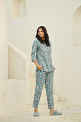 Women's Blue Daily Printed Three Quarter Sleeves Pyjama Set