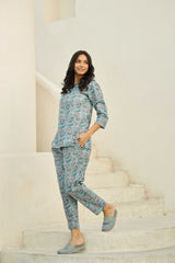 Women's Blue Daily Printed Three Quarter Sleeves Pyjama Set