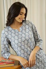 Women's Gray Daily Printed Three Quarter Sleeves Pyjama Set
