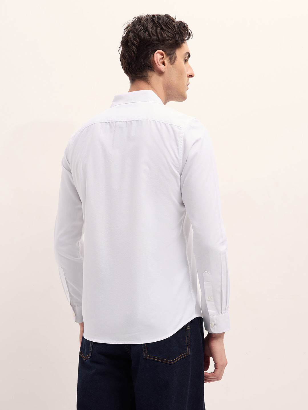 Men's White Casual Slim Fit Solid Full Sleeves Shirt