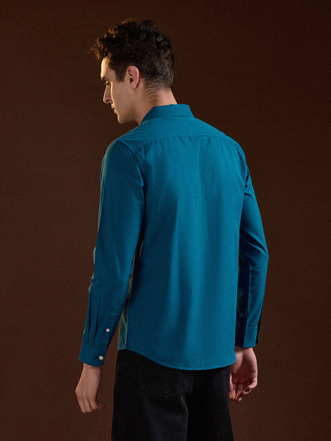 Men's Casual Slim Fit Solid Full Sleeves Shirt