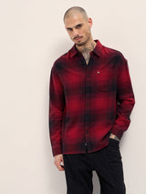 Men's Red Casual Regular Fit Checked Full Sleeves Shirt