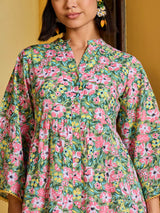 Women's Green Casual Printed Regular Fit Three Quarter Sleeves Dress