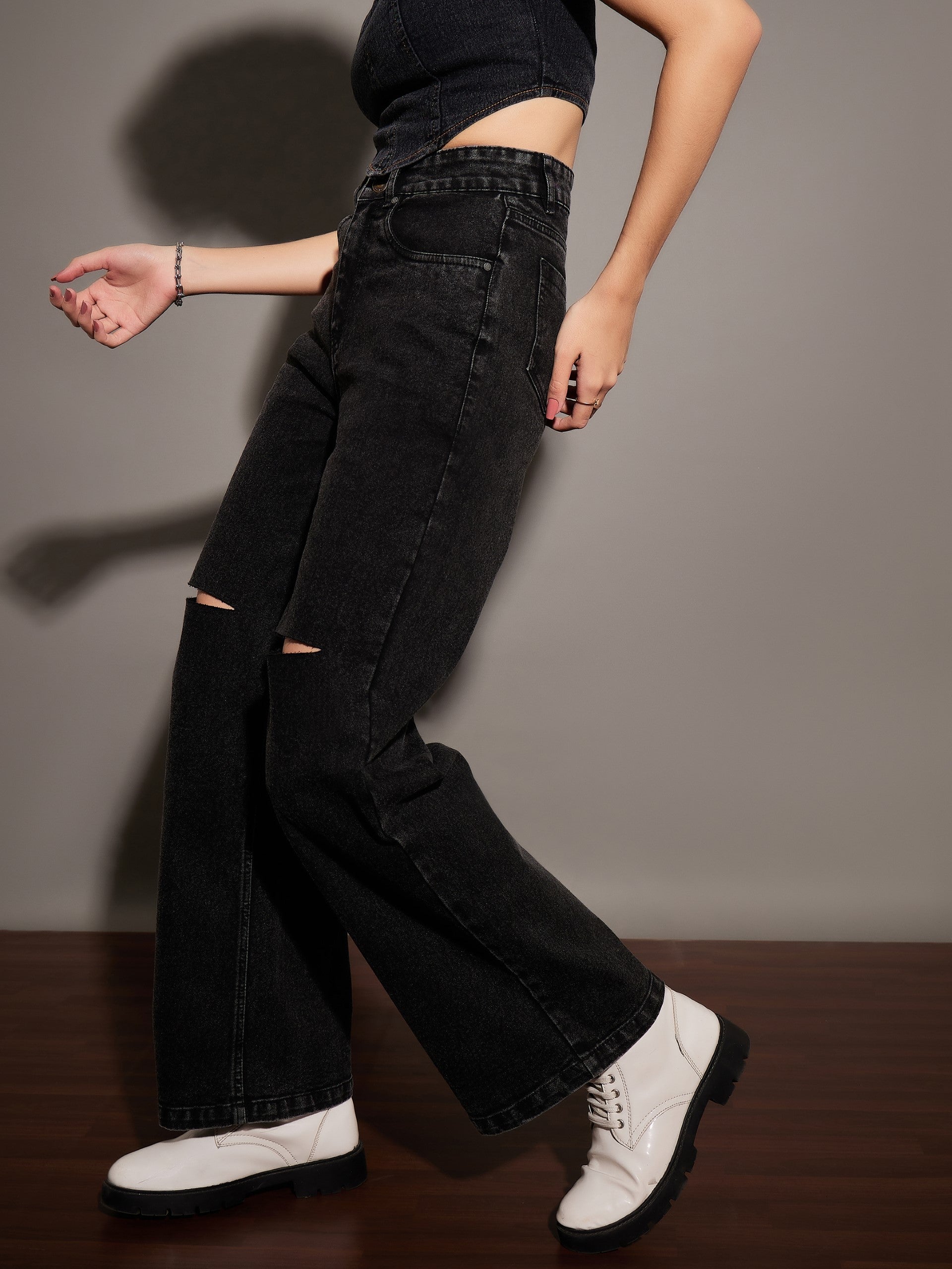 Women's Black Casual Straight Fit Jeans