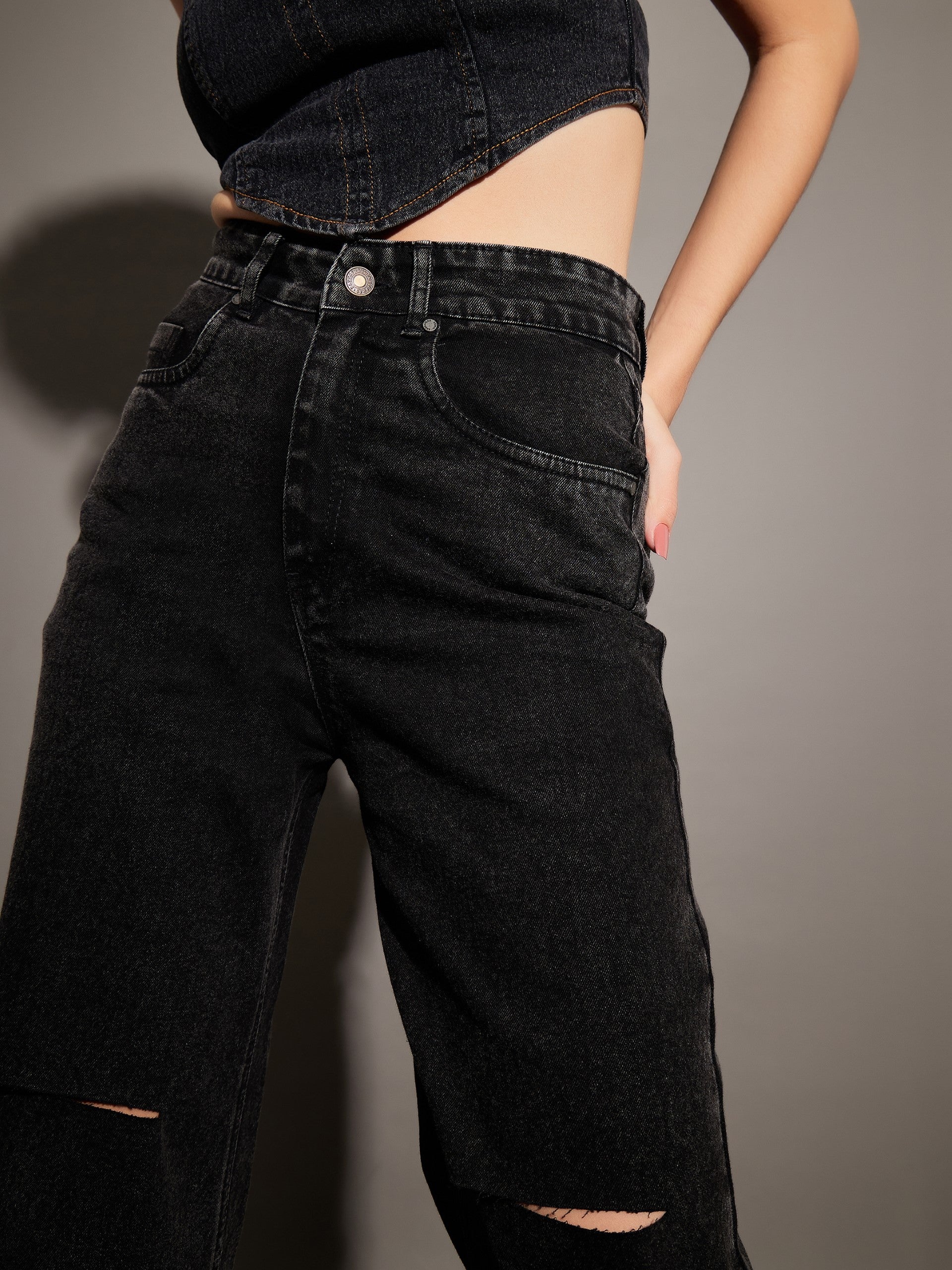Women's Black Casual Straight Fit Jeans