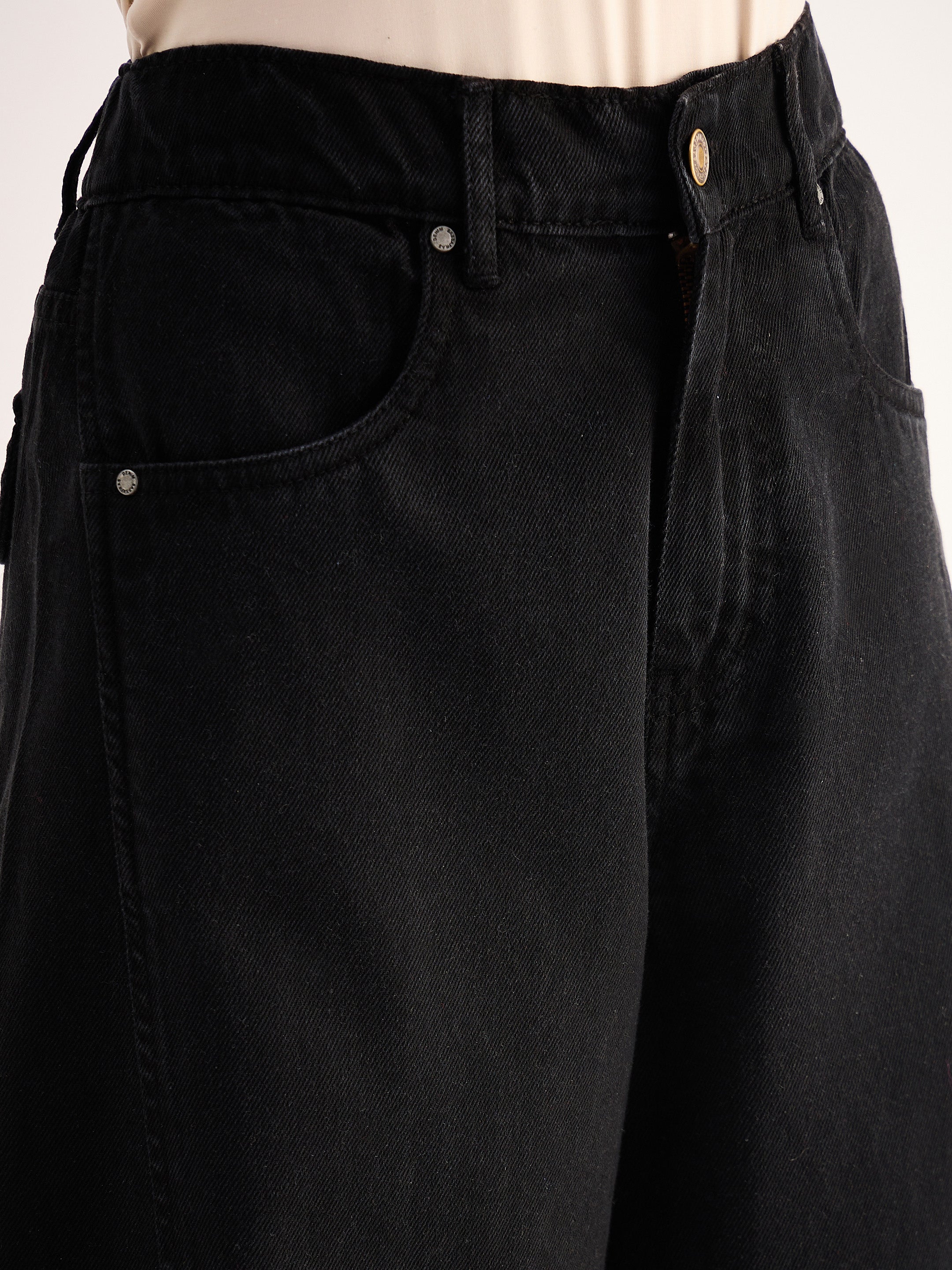 Women's Black Casual Straight Fit Jeans
