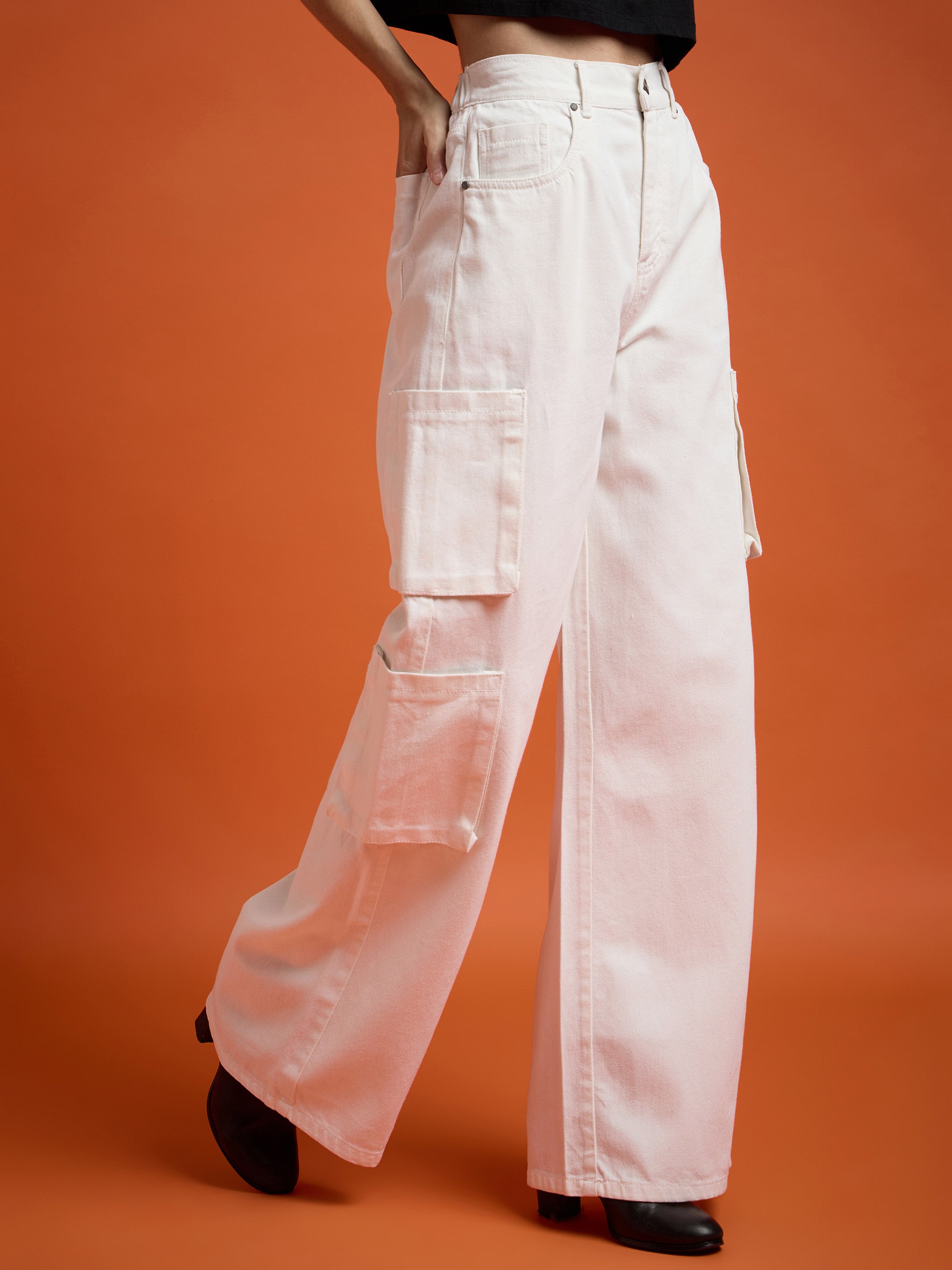 Women's White Casual Regular Fit Jeans