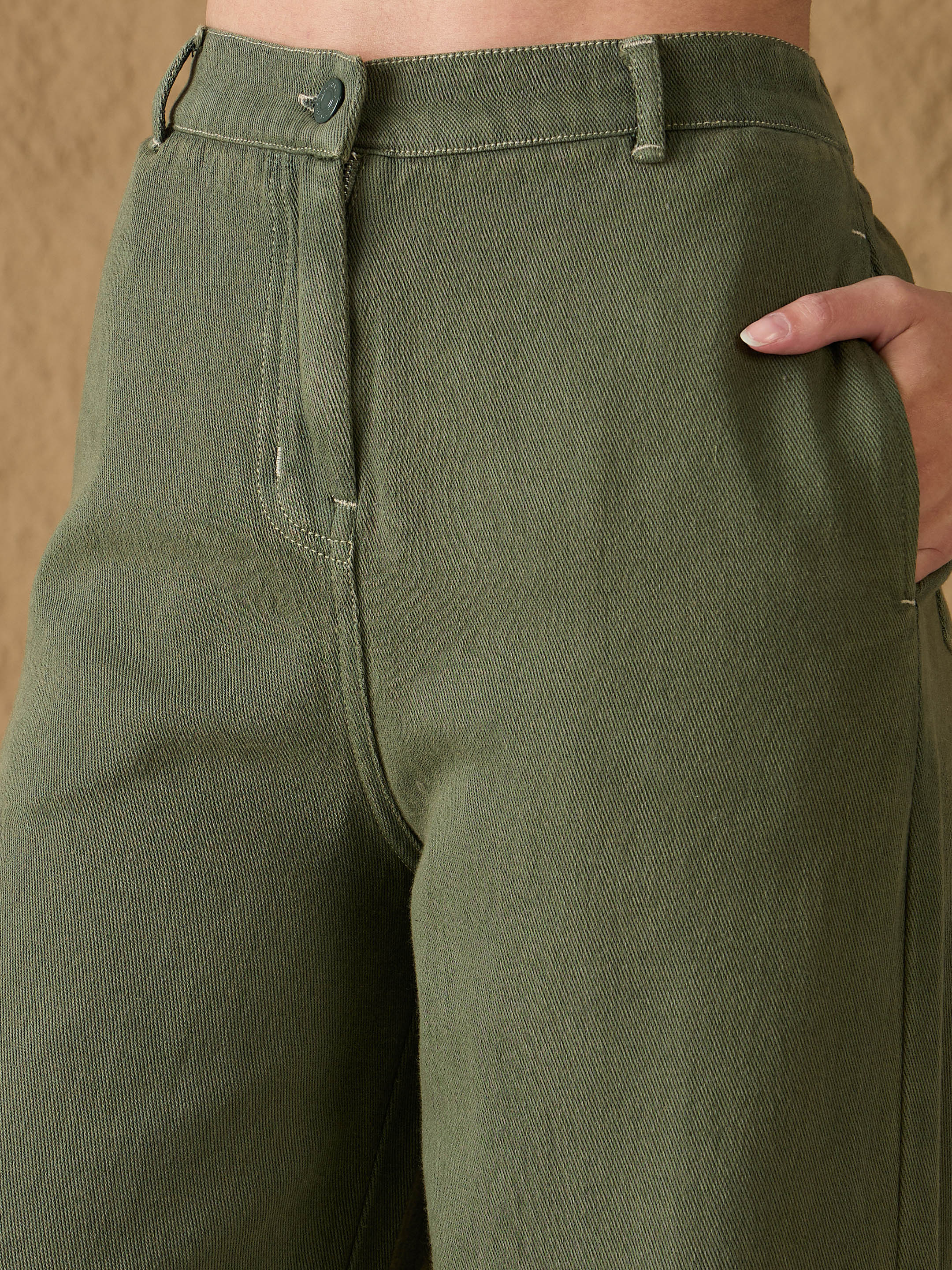 Women's Olive Casual Regular Fit Pant