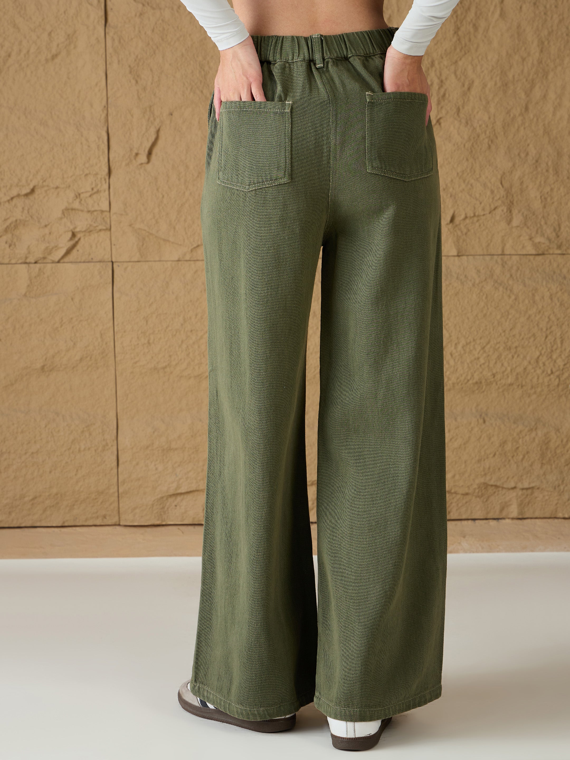 Women's Olive Casual Regular Fit Pant