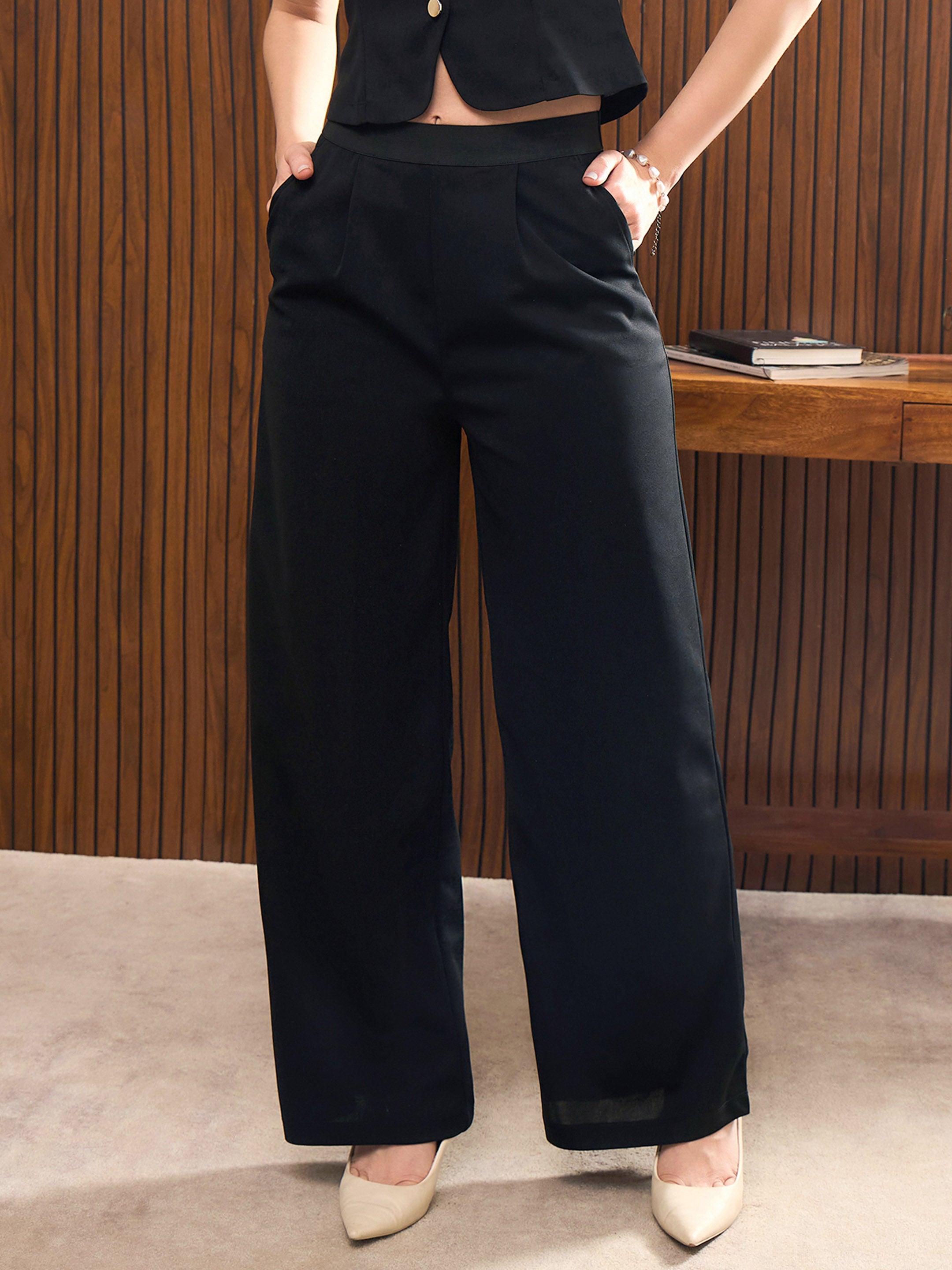 Women's Black Casual Straight Fit Pant