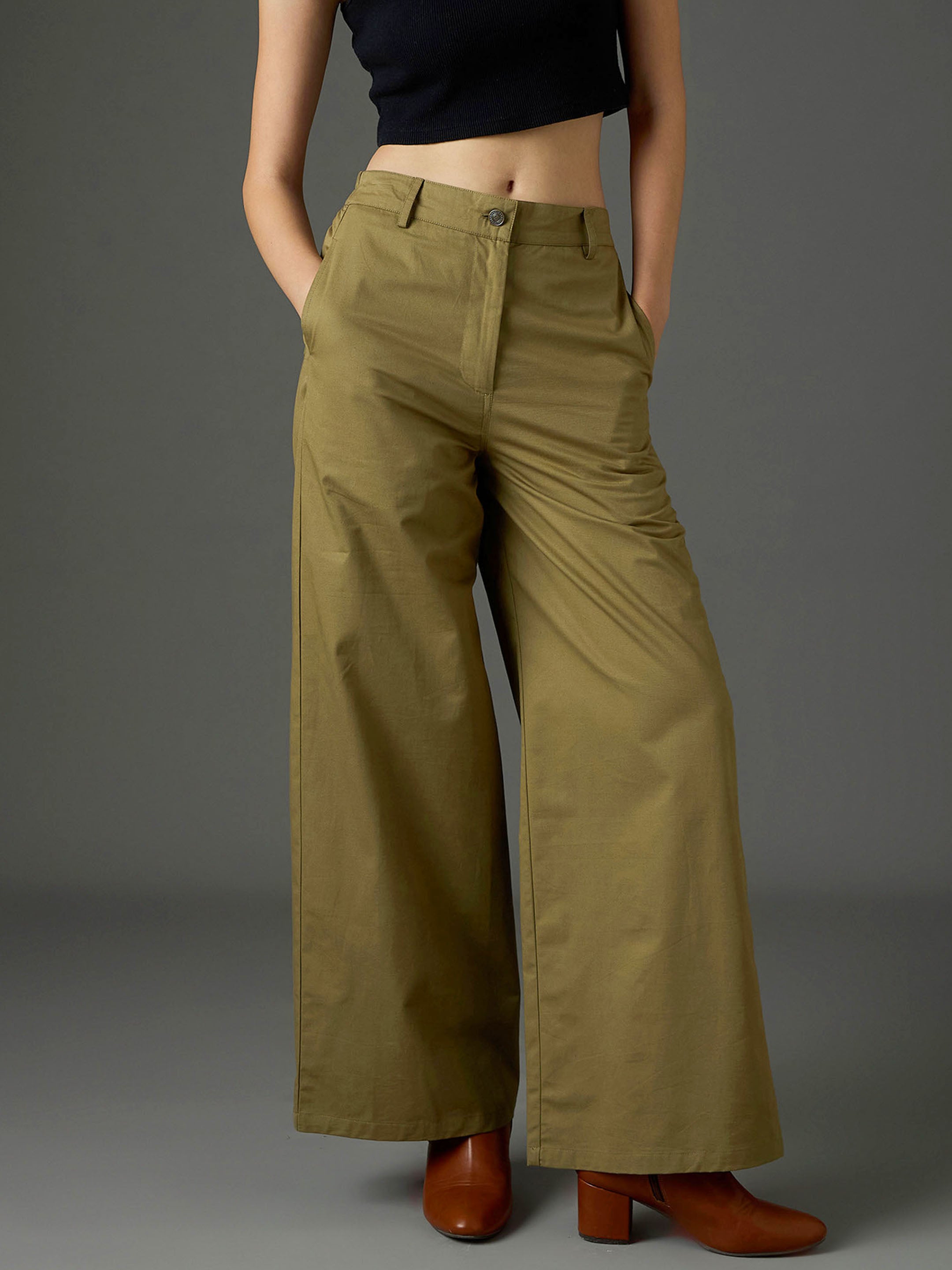 Women's Olive Casual Flared Fit Pant
