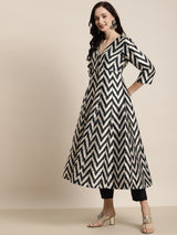 Women's Black Ikat Print Kali Kurta