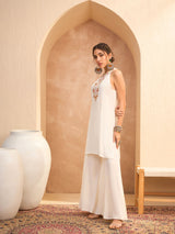 Women's White Festive Regular Fit Sleeveless Kurta Sets