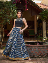 Women's Navy Casual Fit & Flared Skirt