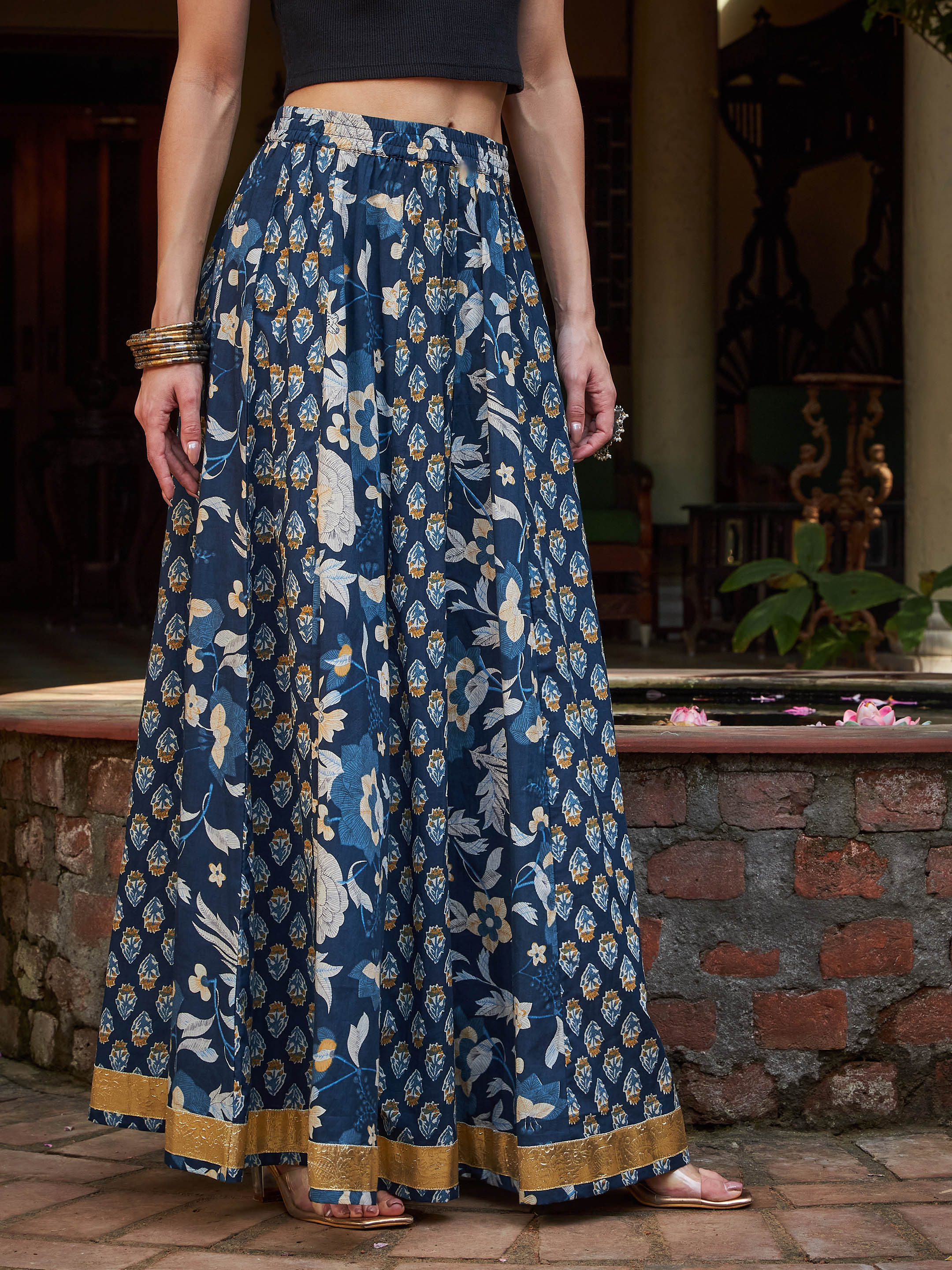 Women's Navy Casual Fit & Flared Skirt