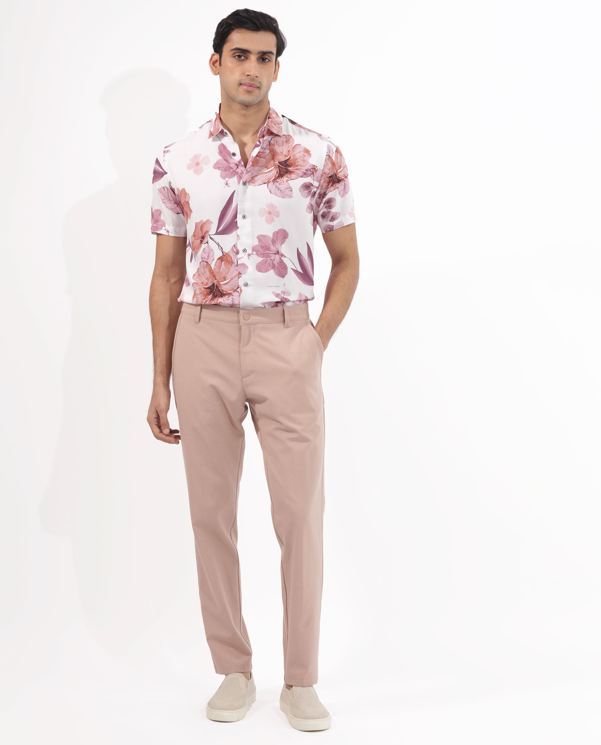 Men's White Casual Regular Fit Printed Half Sleeves Shirt