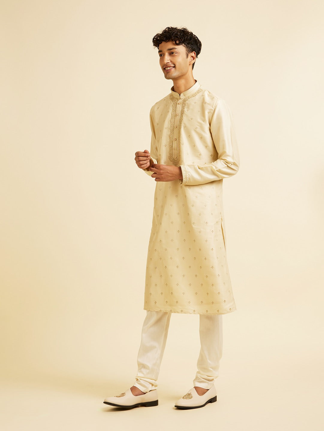 Men's Beige Ethnic Relaxed Fit Embroidered Full Sleeves Kurta Set