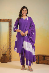 Women's Purple Fusion Regular Fit Embroidered Three Quarter Sleeves Kurtas Sets