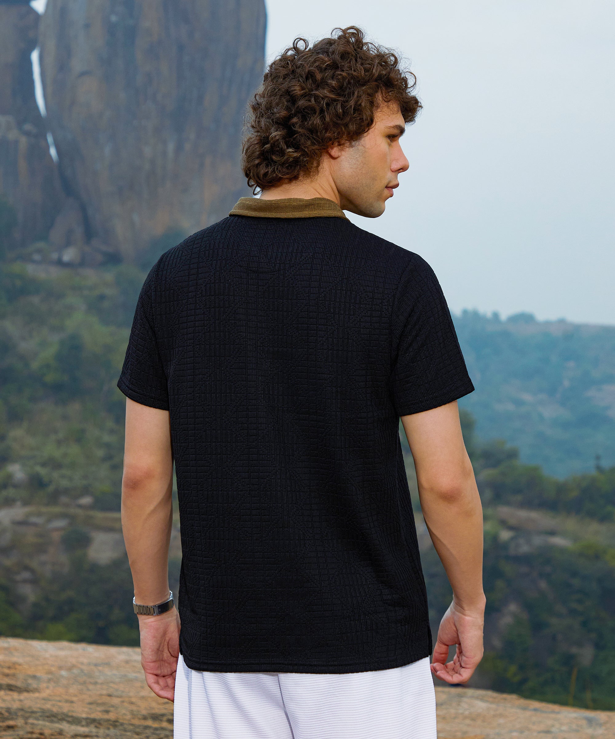 Men's Midnight Black Oblique-Block Polo Tshirt