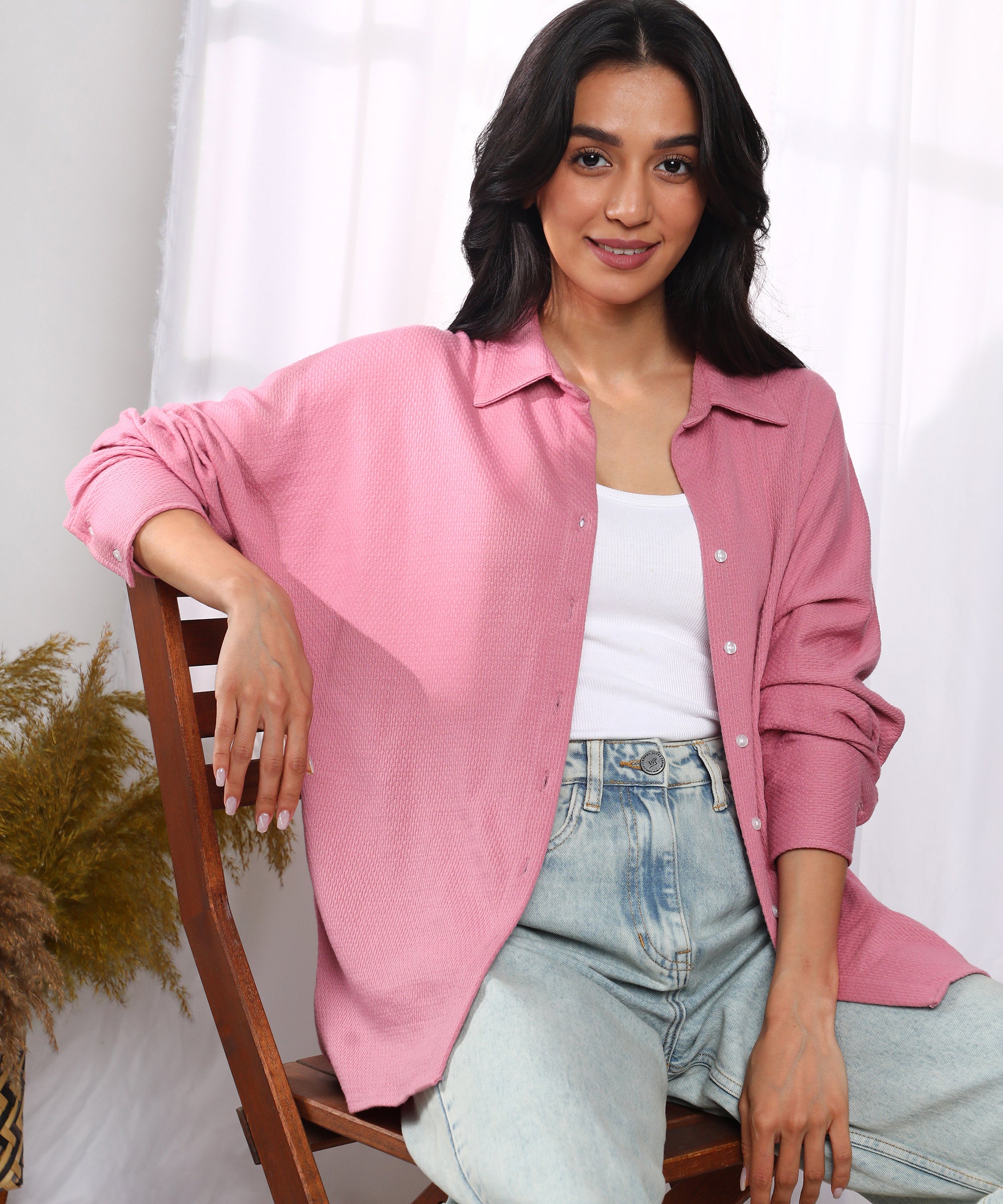 Women's Rouge Pink Solid Woven Casual Shirt
