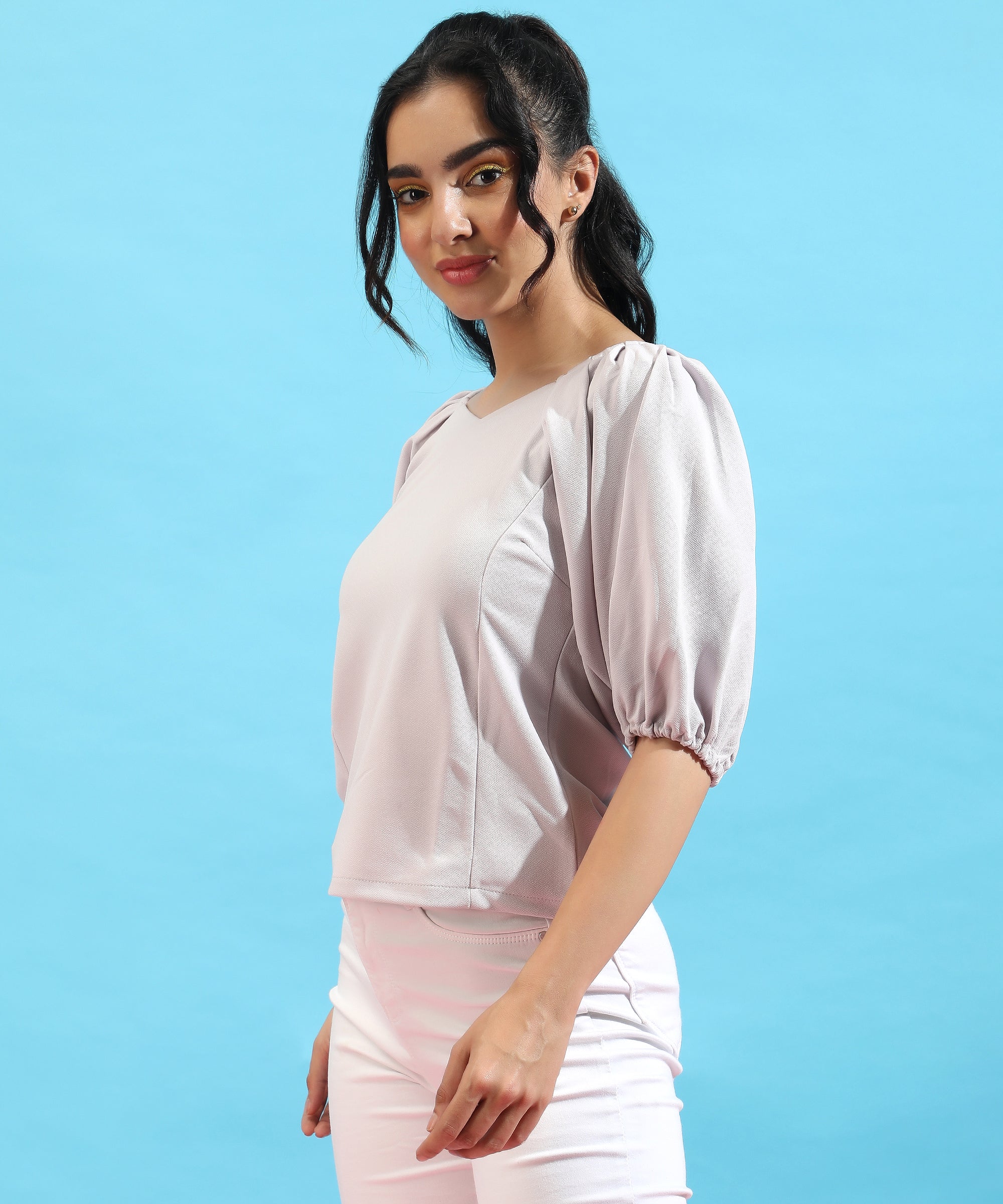 Women's Light Gray Puff-Sleeved Top