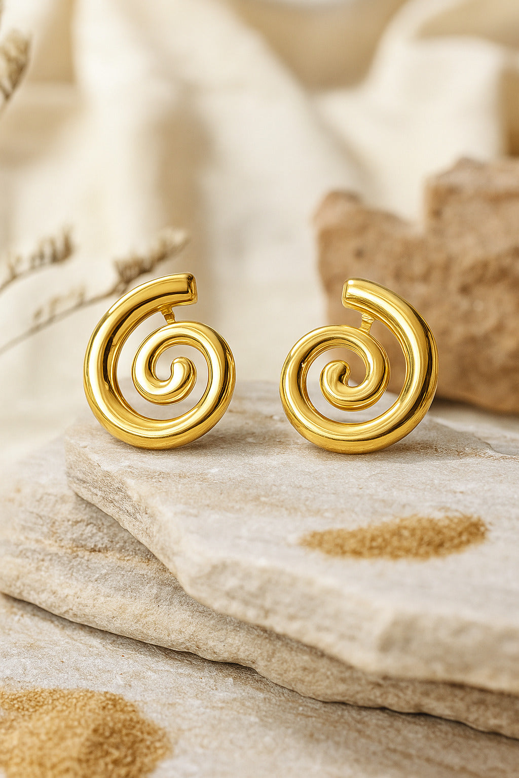Women's Gold Casual Earrings