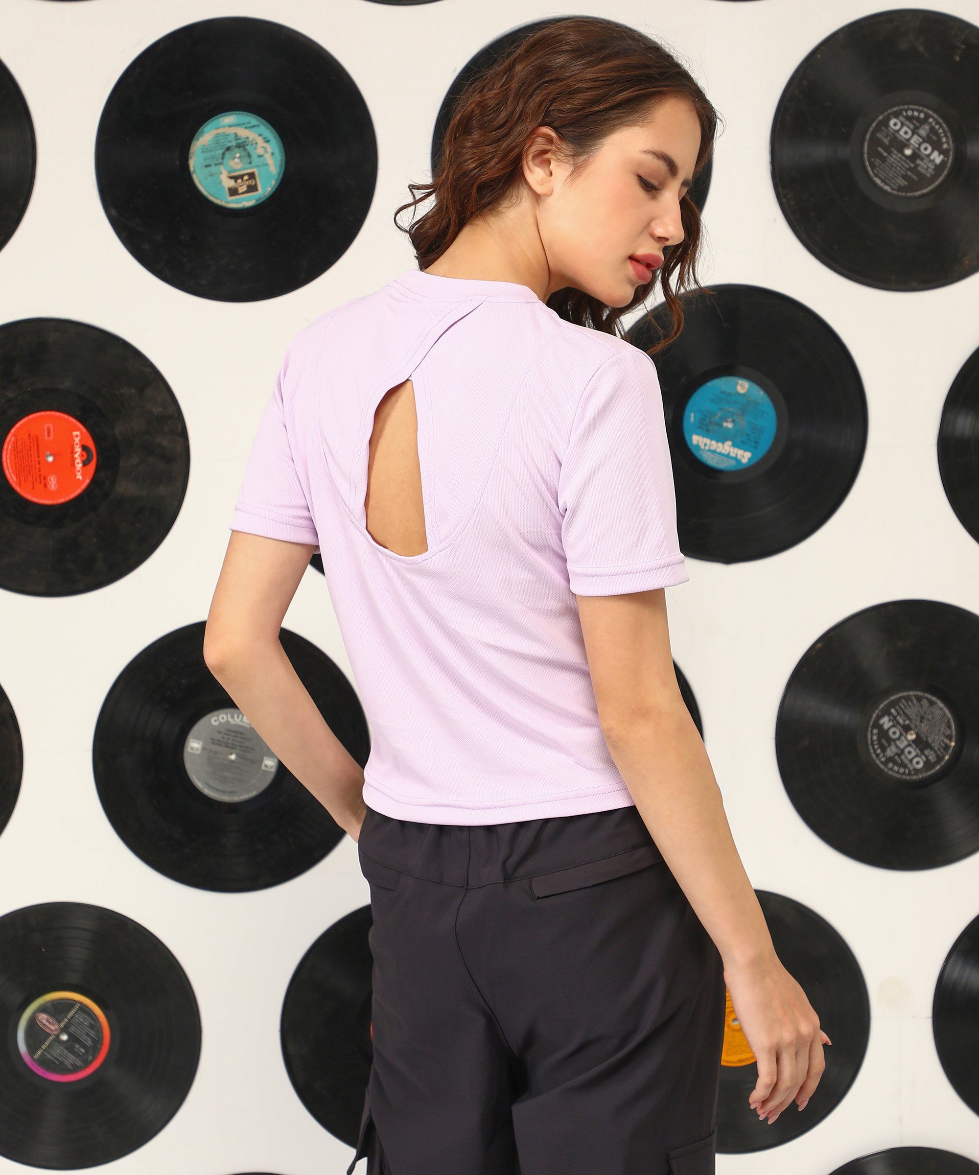 Women's Lavender Solid Regular Casual Tshirt