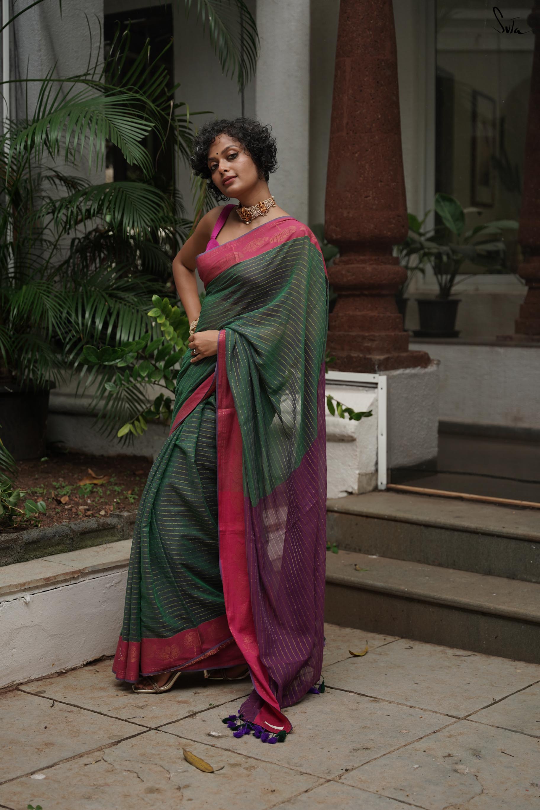 Women's Green Casual Cotton Blend Saree