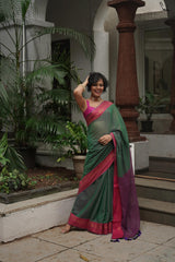 Women's Green Casual Cotton Blend Saree