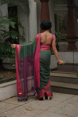 Women's Green Casual Cotton Blend Saree