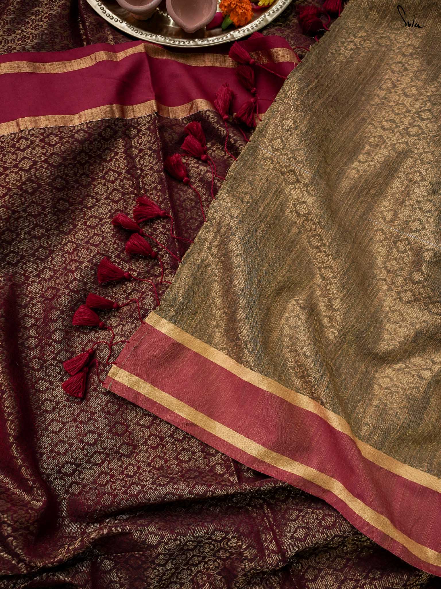 Women's Red Slub Saree