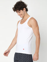 Men's White Solid Round Neck Vest