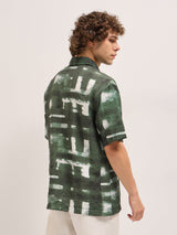 Men's Green Casual Regular Fit Printed Half Sleeves Shirt