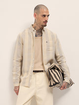 Men's Beige Casual Slim Fit Solid Full Sleeves Shirt