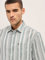 Men's Green Casual Regular Fit Printed Half Sleeves Shirt