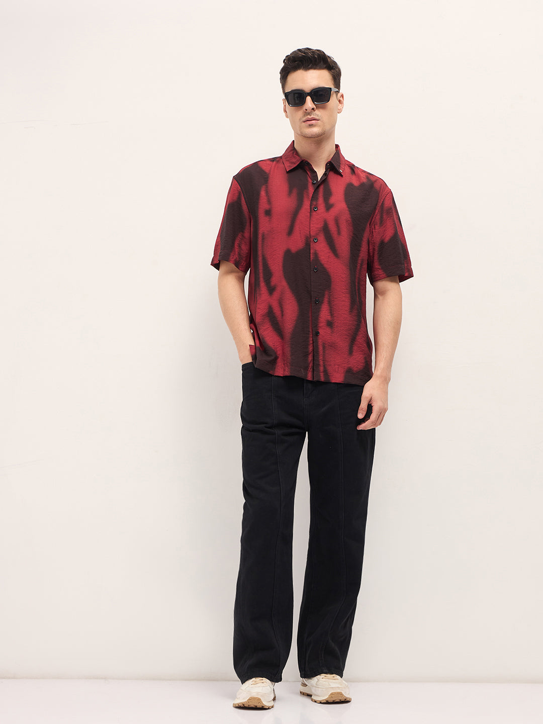 Men's Red Casual Regular Fit Printed Half Sleeves Shirt